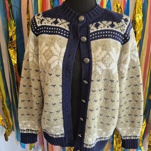 Navy and Cream Nordic Women's Cardigan Sweater. 85% Wool. Size Large